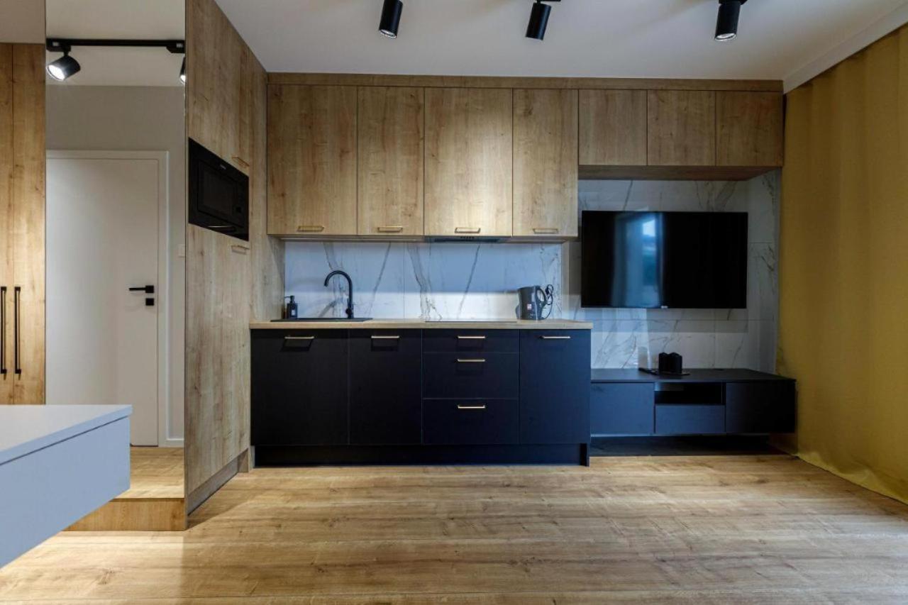 Urban Chic - Studio Apartment - Odra View&Witolda Wroclaw Ngoại thất bức ảnh